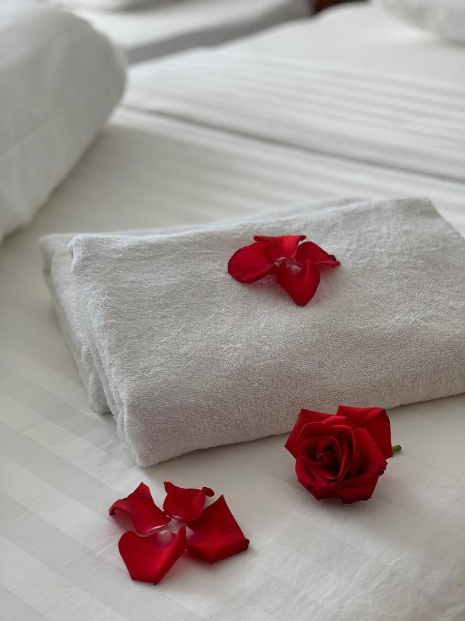 Rich Hotel Кан То Екстериор снимка