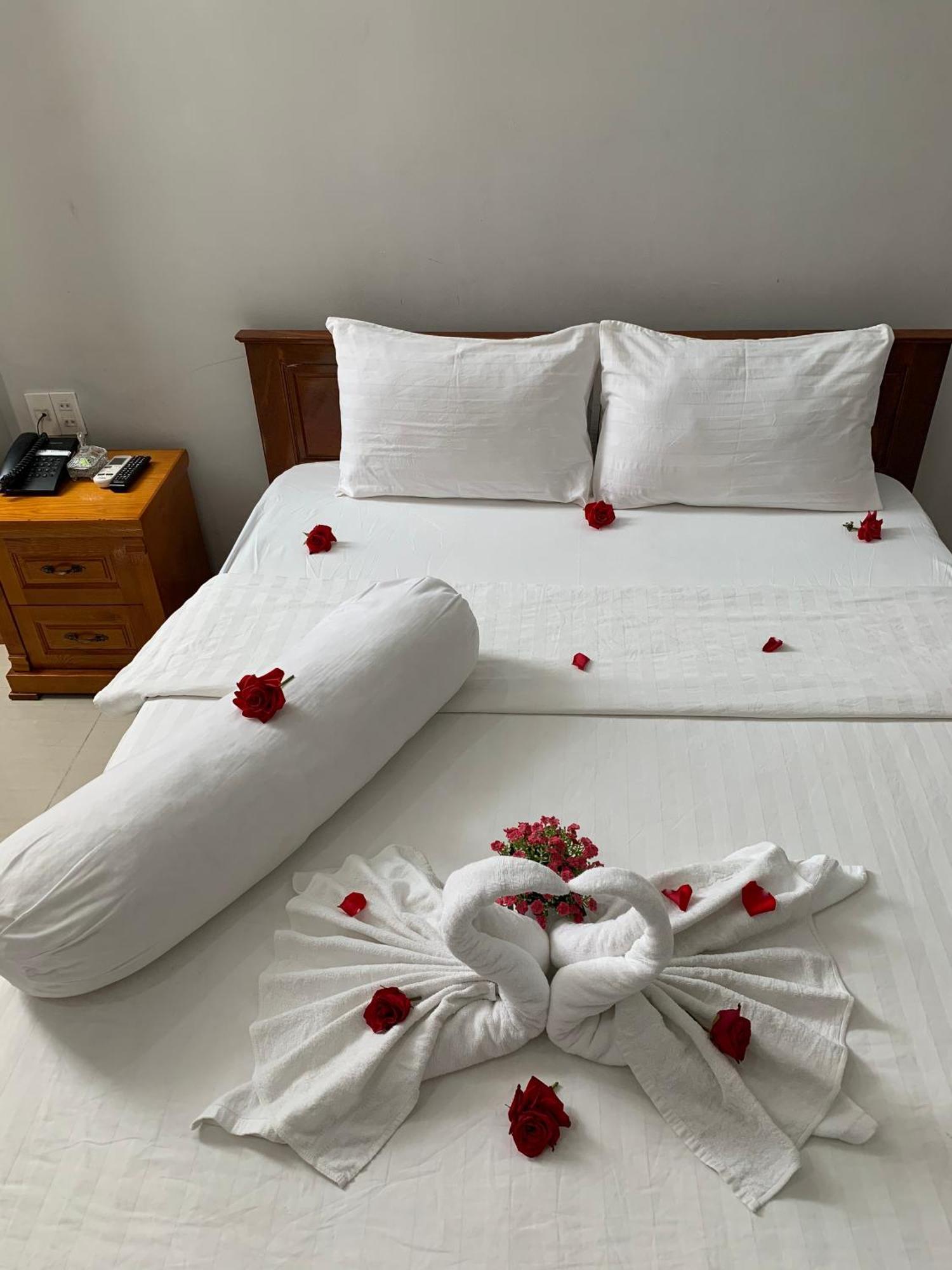 Rich Hotel Кан То Екстериор снимка