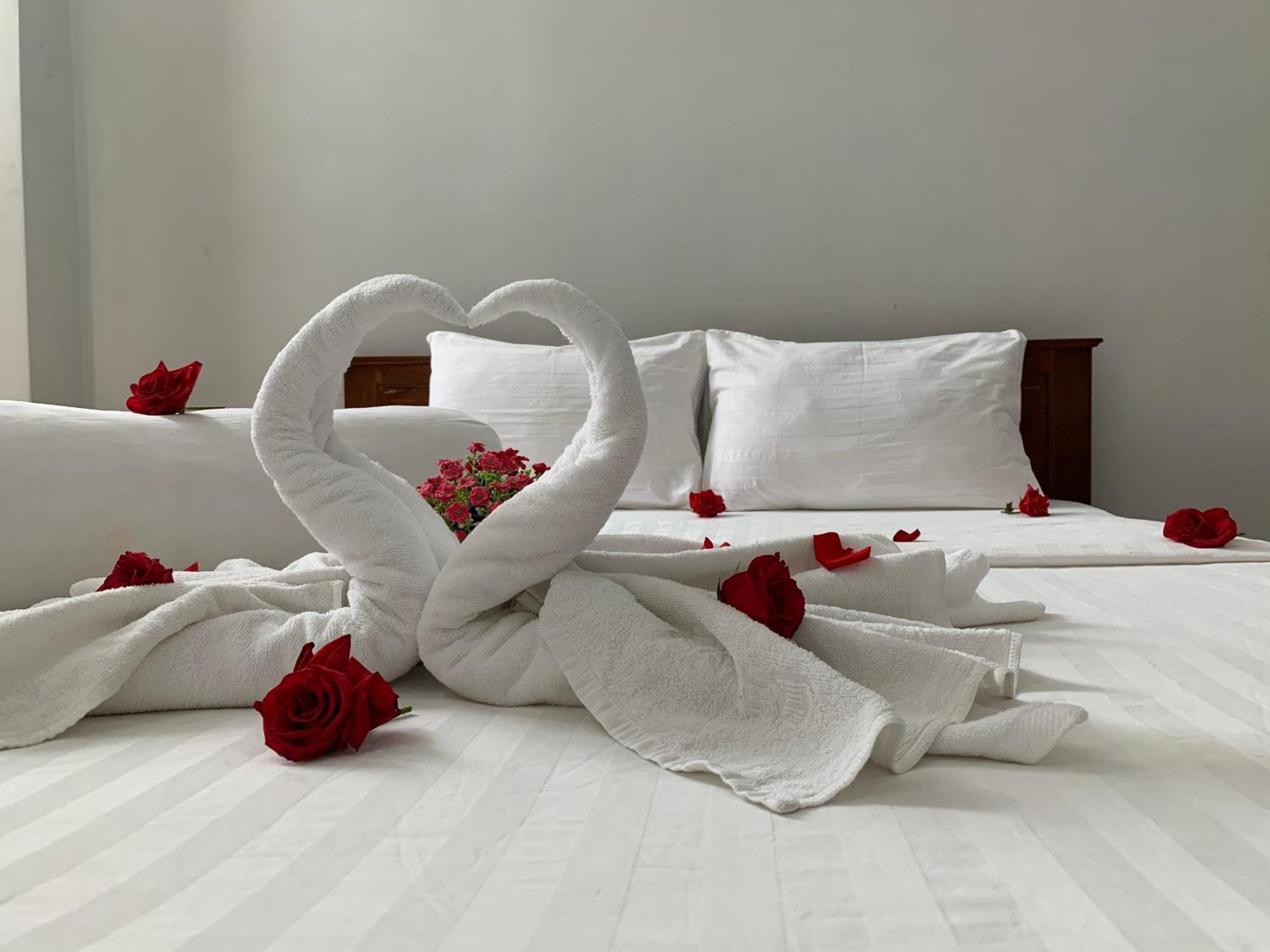 Rich Hotel Кан То Екстериор снимка