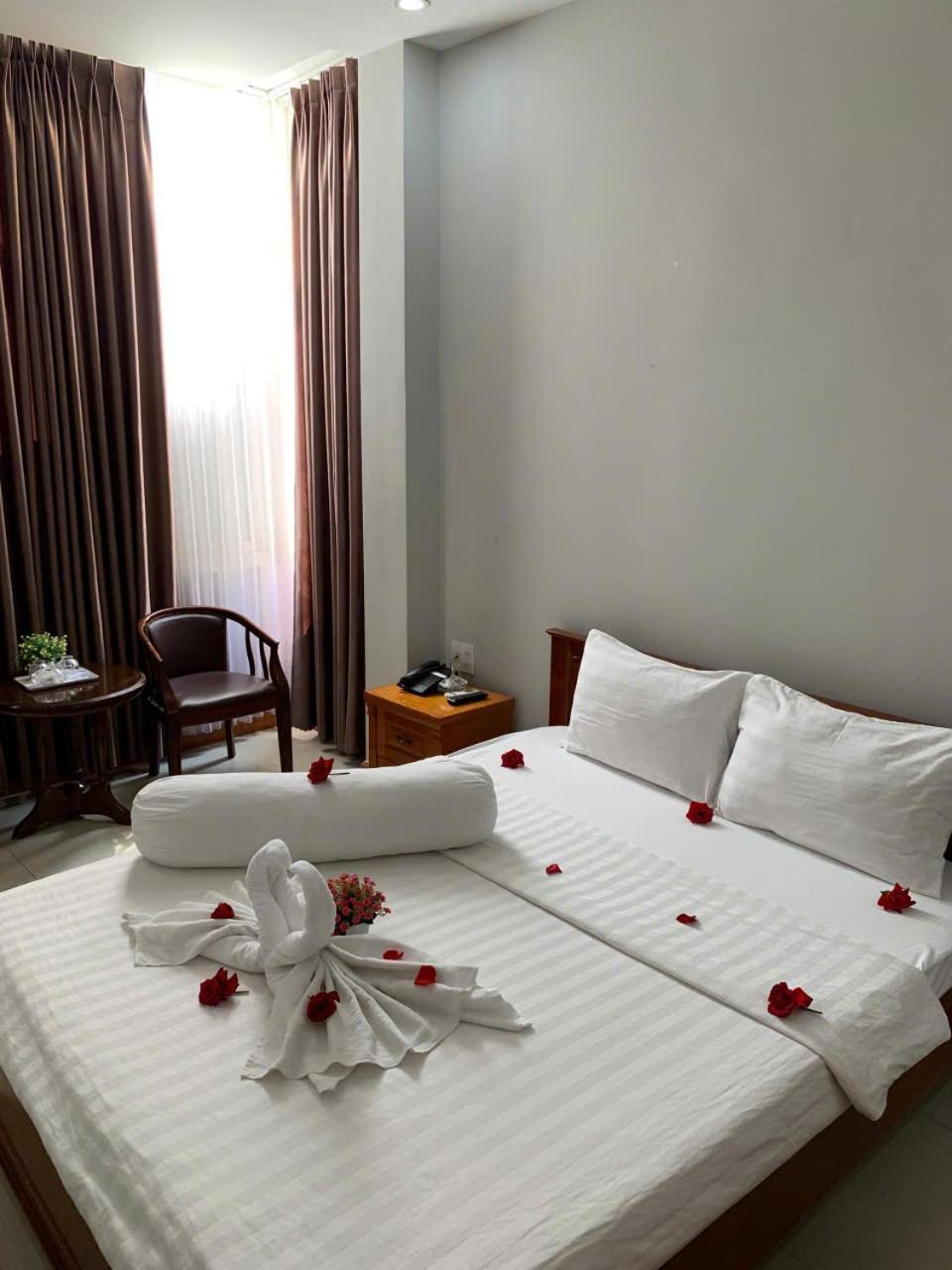 Rich Hotel Кан То Екстериор снимка